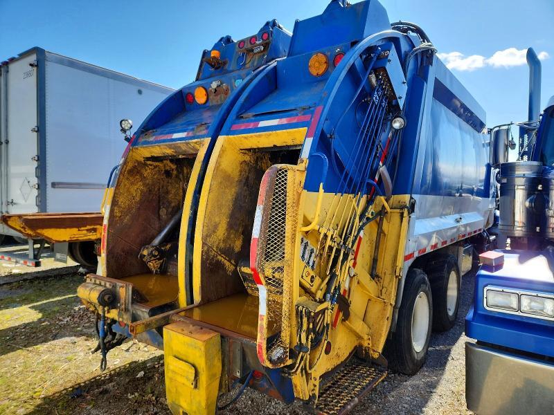 2010 MACK 800 GU800 — Фото 4 из 10