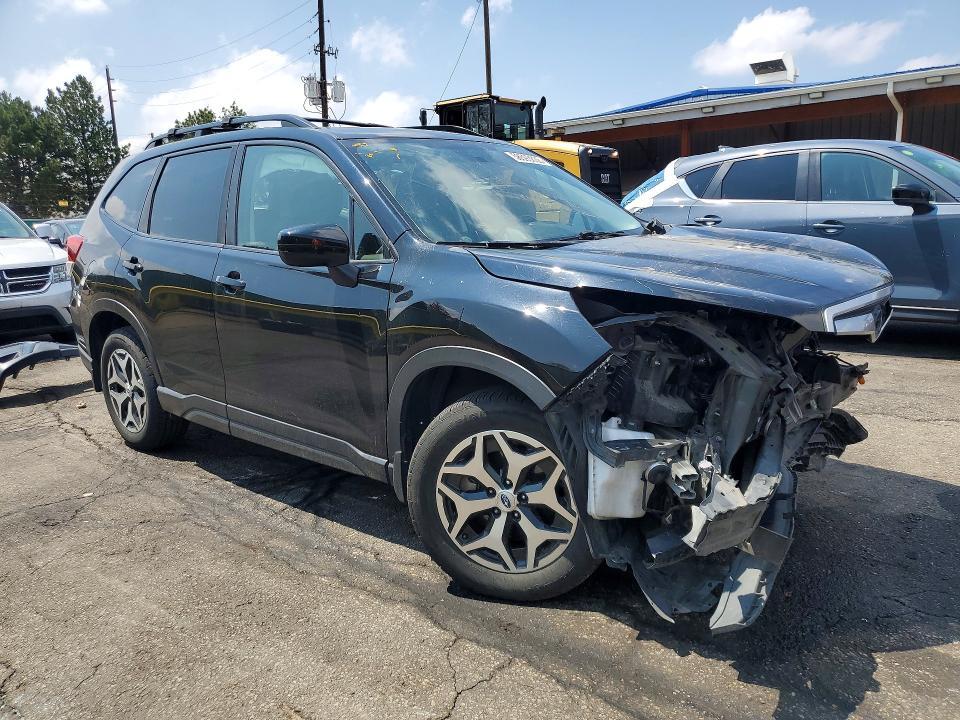 2020 SUBARU FORESTER PREMIUM — Фото 4 из 12