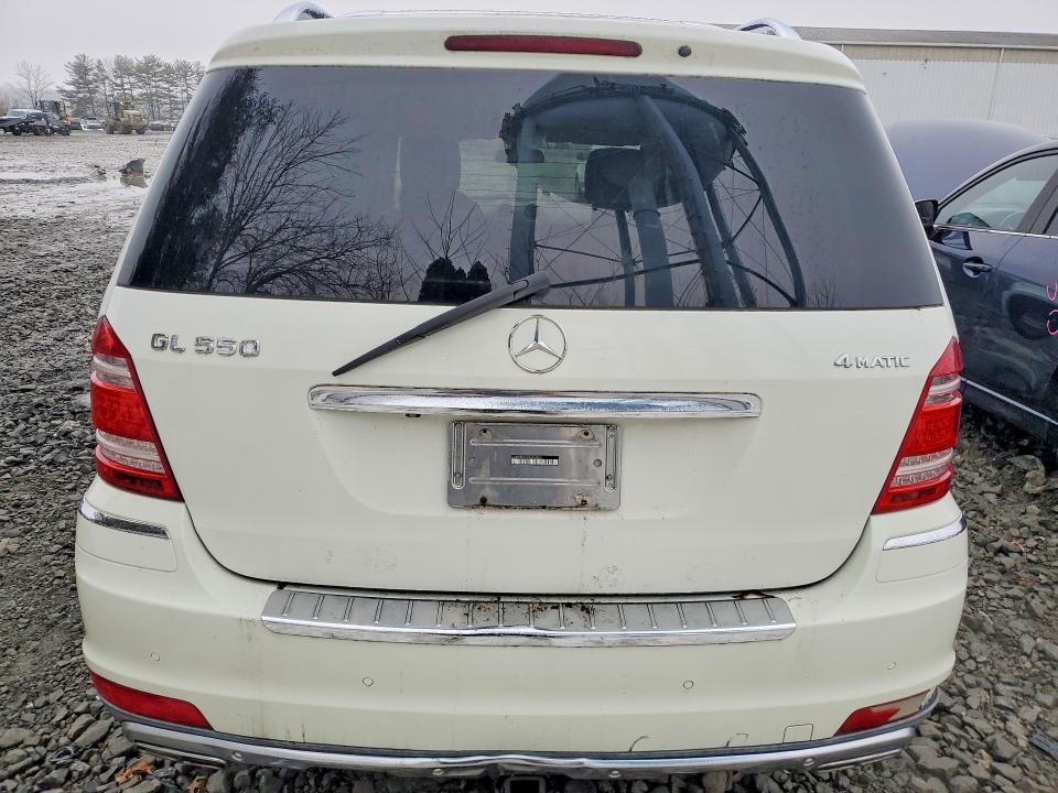 2010 MERCEDES-BENZ GL 550 4MATIC — Фото 6 из 12