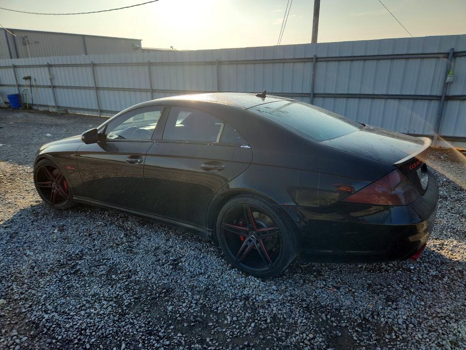 2010 MERCEDES-BENZ CLS 63 AMG — Фото 2 из 12