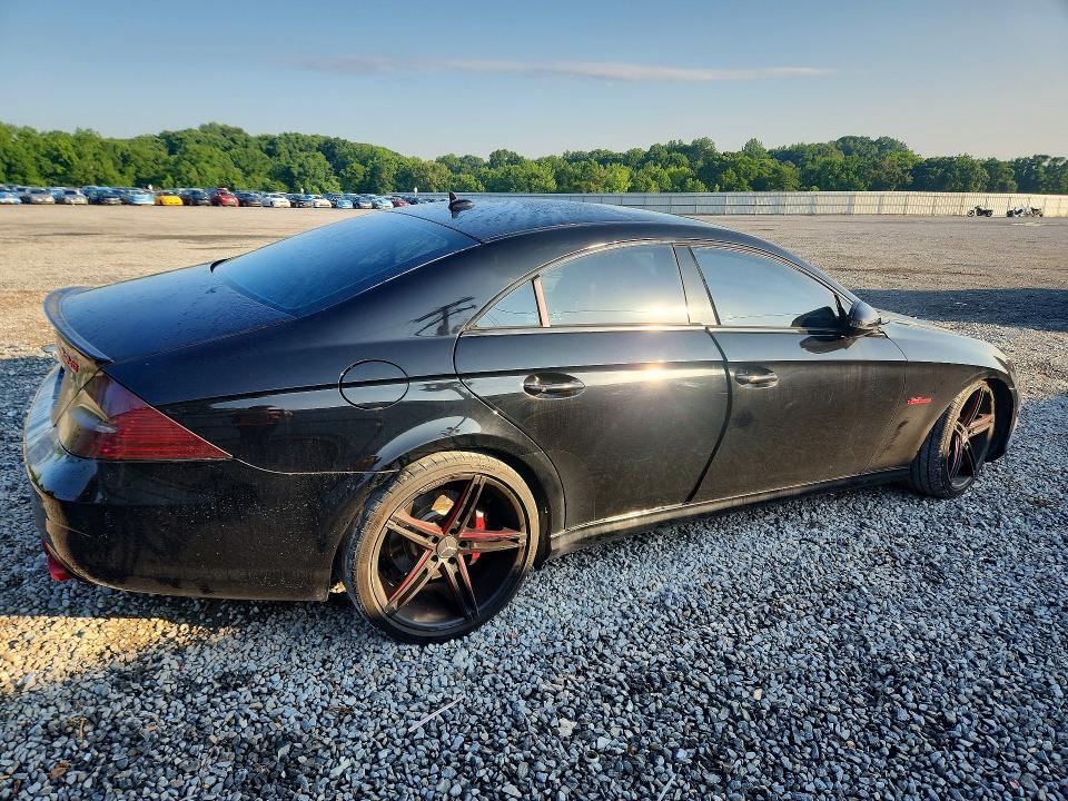 2010 MERCEDES-BENZ CLS 63 AMG — Фото 3 из 12