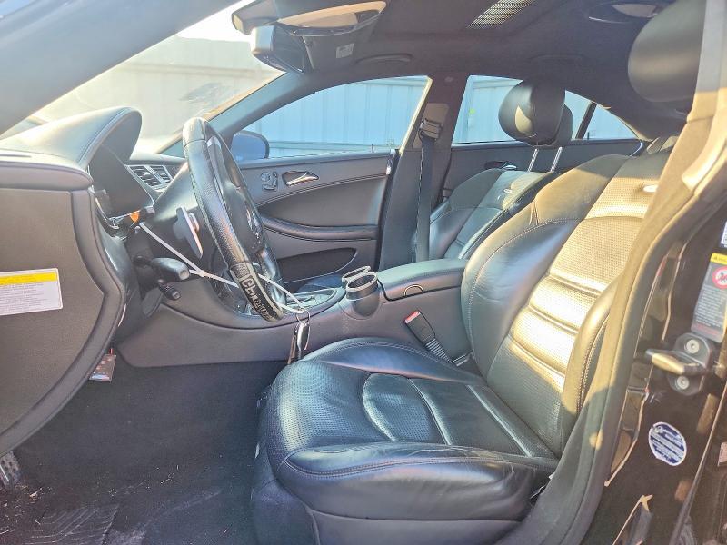 2010 MERCEDES-BENZ CLS 63 AMG — Фото 7 из 12