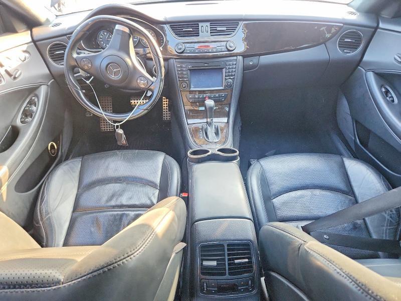 2010 MERCEDES-BENZ CLS 63 AMG — Фото 8 из 12