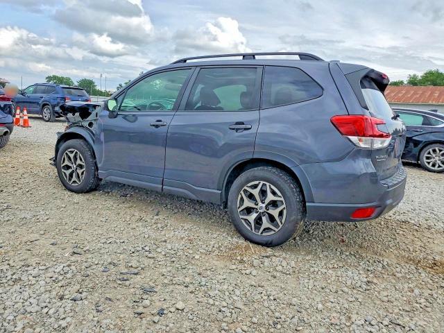 JF2SKAJC0LH548413 2020 SUBARU FORESTER photo no. 2