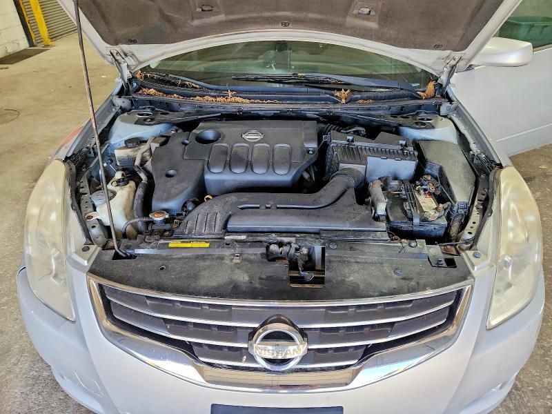 2010 NISSAN ALTIMA 2.5 — Фото 11 из 12