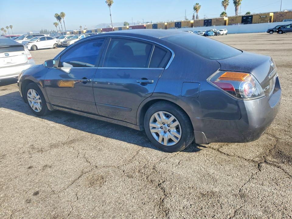 2010 NISSAN ALTIMA BASE — Фото 2 из 13