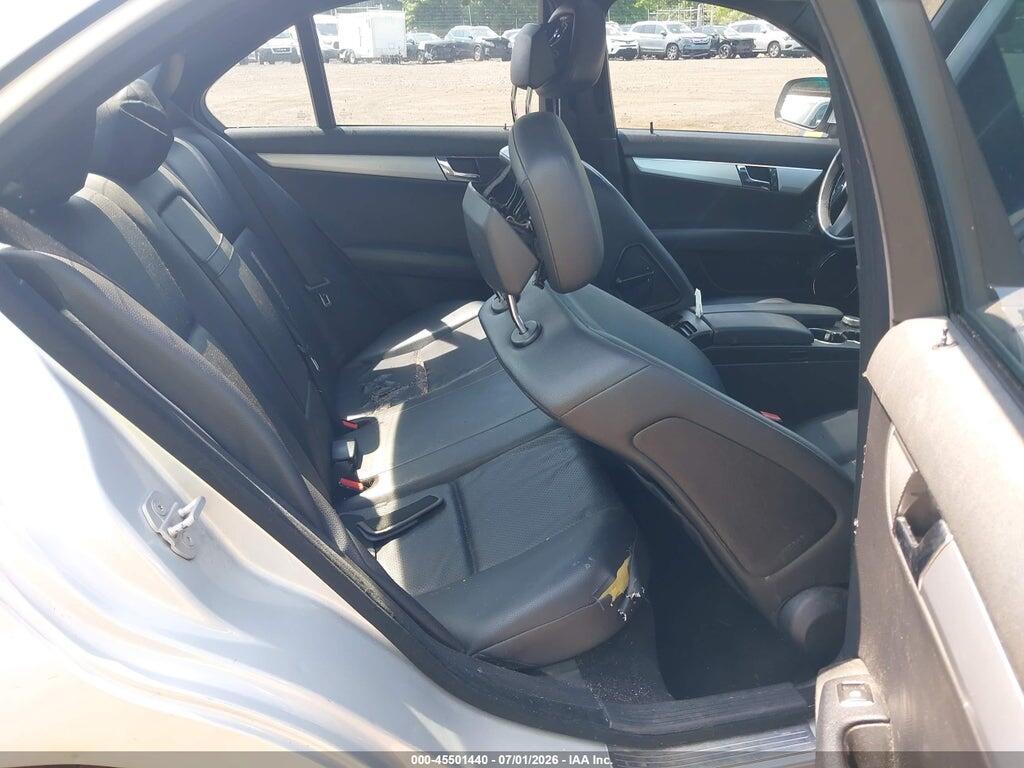 WDDGF81X88F046004 2008 MERCEDES-BENZ C 300 photo no. 8