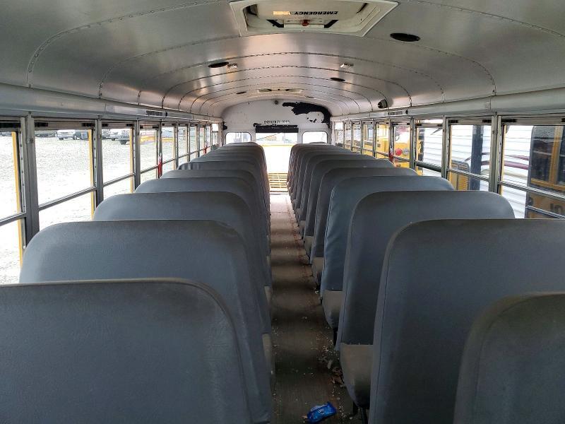 2010 THOMAS SAF-T-LINER C2 - SCHOOL BUS — Фото 6 из 10