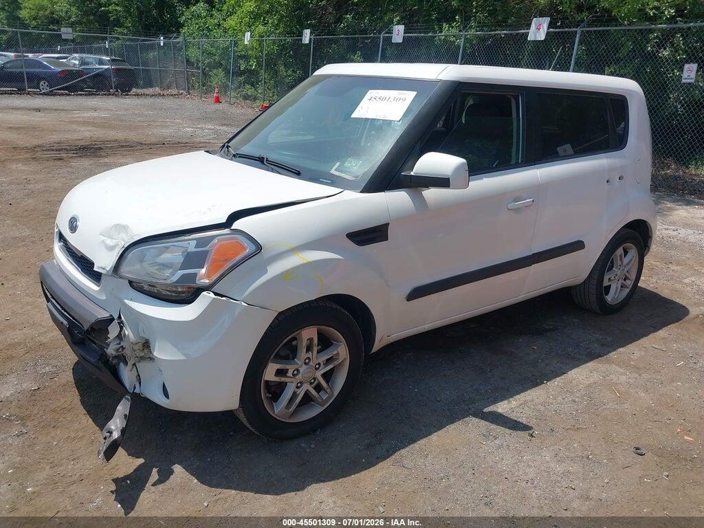 KNDJT2A2XB7710637 2011 KIA SOUL photo no. 2