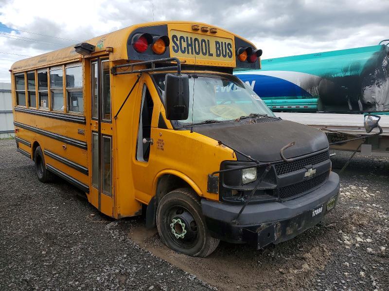2009 CHEVROLET EXPRESS CU - SCHOOL BUS