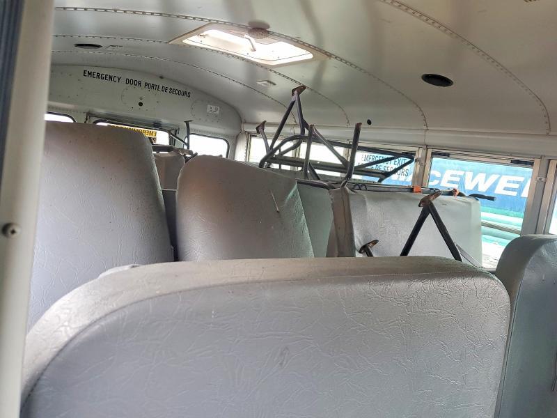 2009 CHEVROLET EXPRESS CU - SCHOOL BUS — Фото 6 из 10