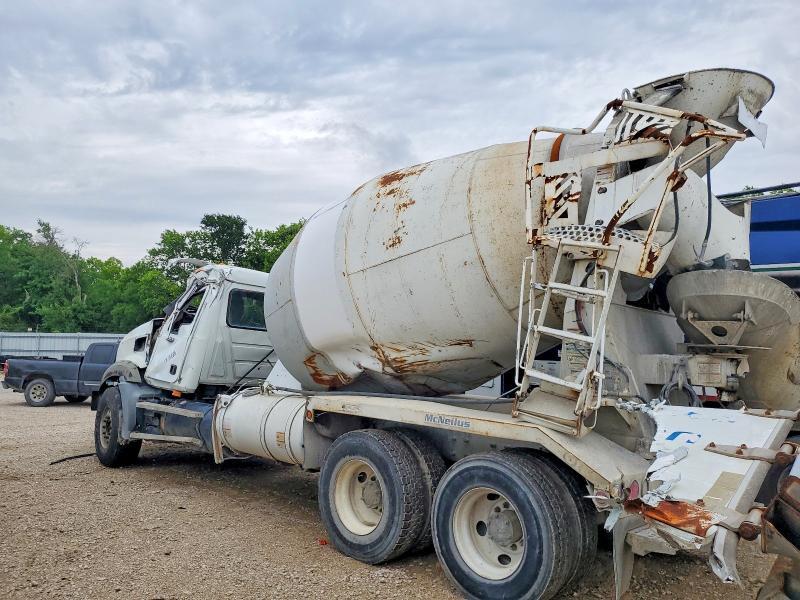 2009 MACK GU800 - READY MIX TRUCK — Фото 3 из 10