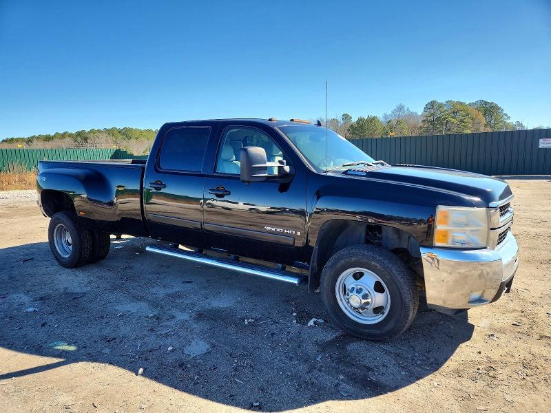 1GCJK33638F118570 2008 CHEVROLET SILVERADO photo no. 1