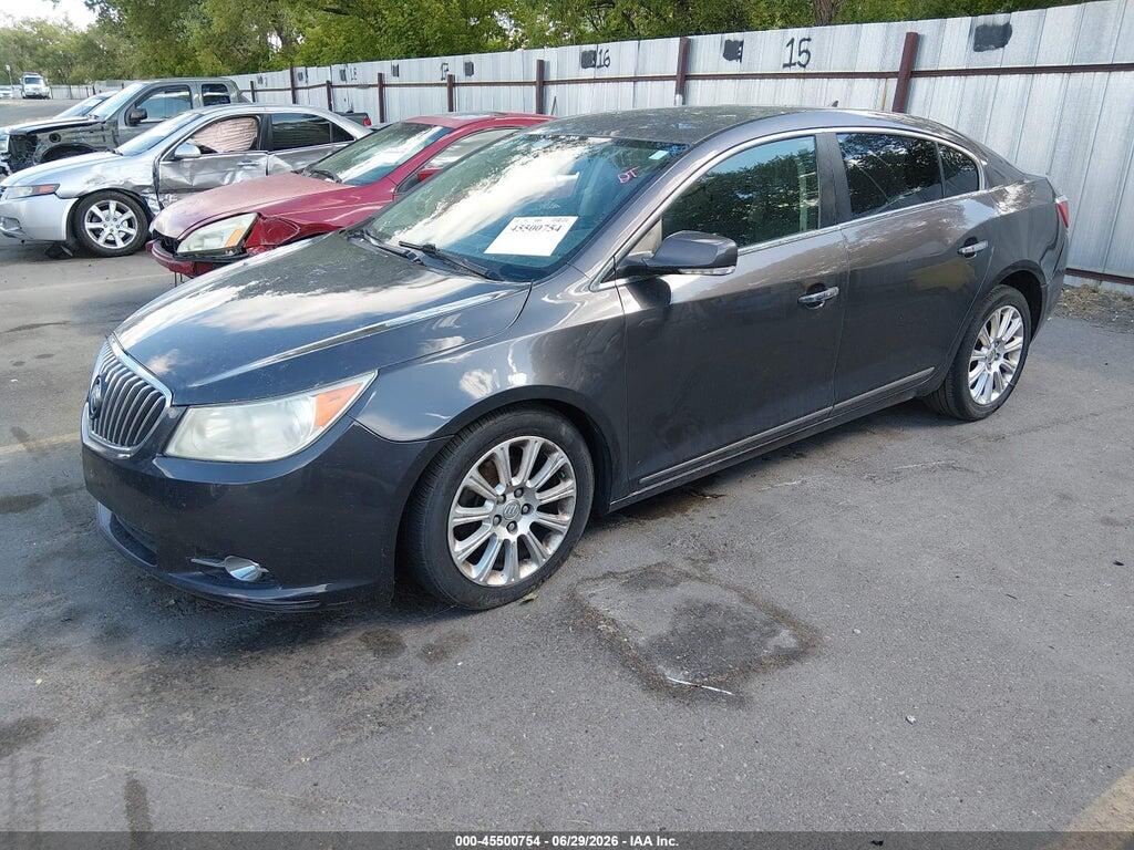 1G4GC5E33DF308428 2013 BUICK LACROSSE photo no. 2