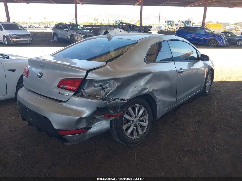 KNAFX6A88E5237517 2014 KIA FORTE KOUP photo no. 4