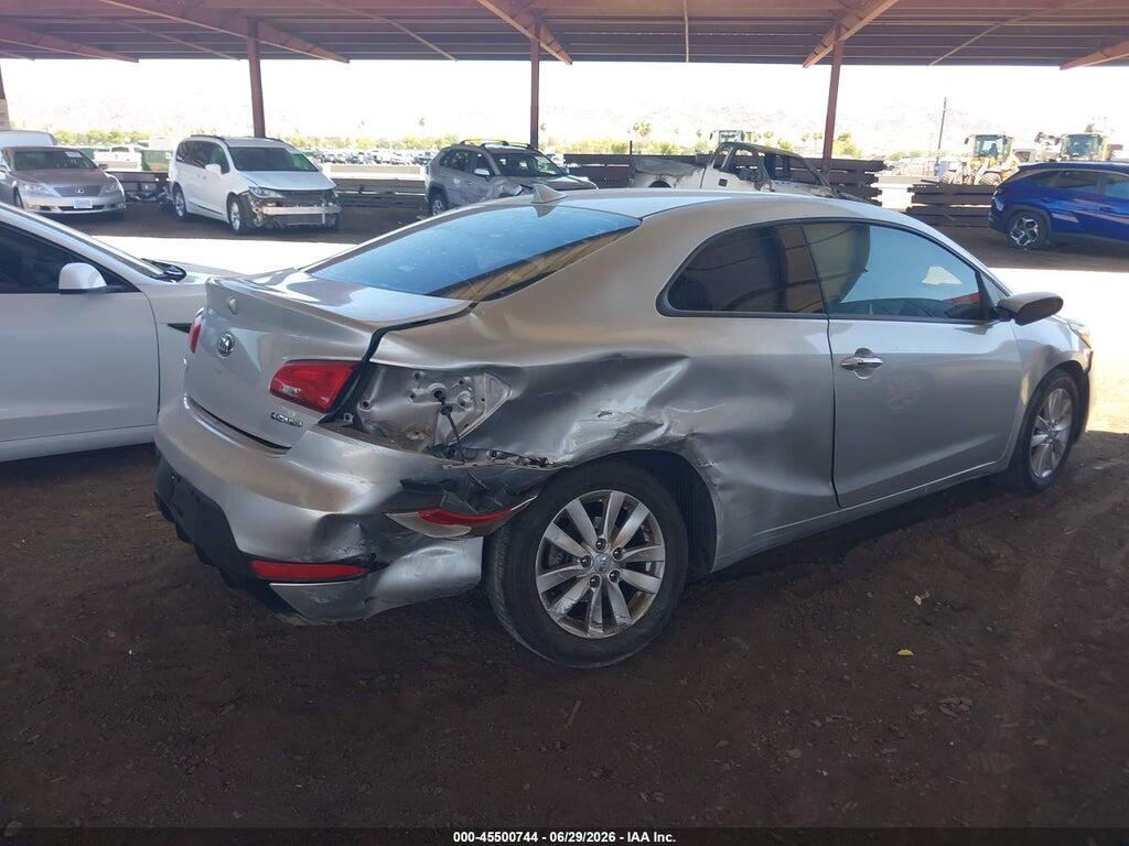 KNAFX6A88E5237517 2014 KIA FORTE KOUP photo no. 6