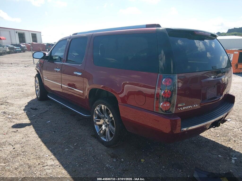 1GKS2MEF3BR253548 2011 GMC YUKON XL 1500 photo no. 3