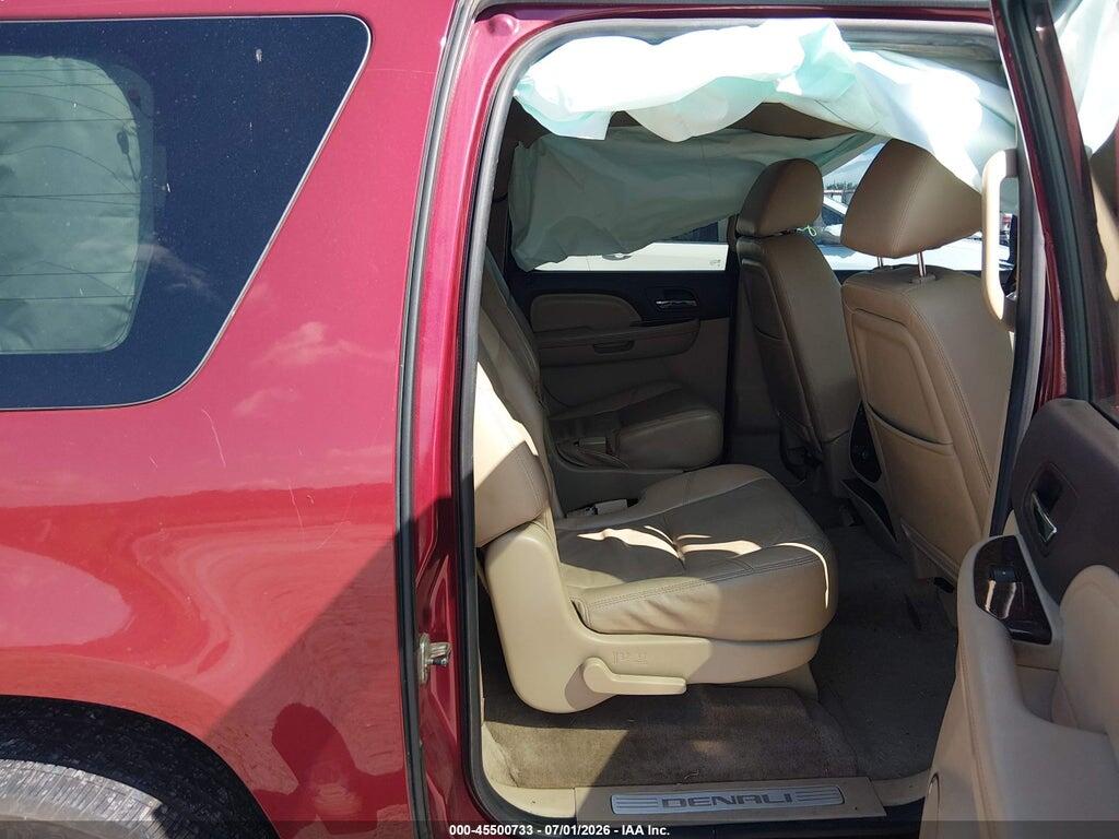 1GKS2MEF3BR253548 2011 GMC YUKON XL 1500 photo no. 8