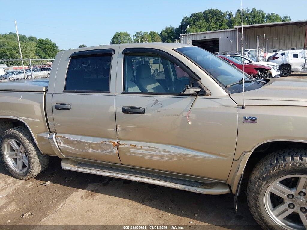 1D7RW3GP0BS619950 2011 RAM DAKOTA photo no. 6