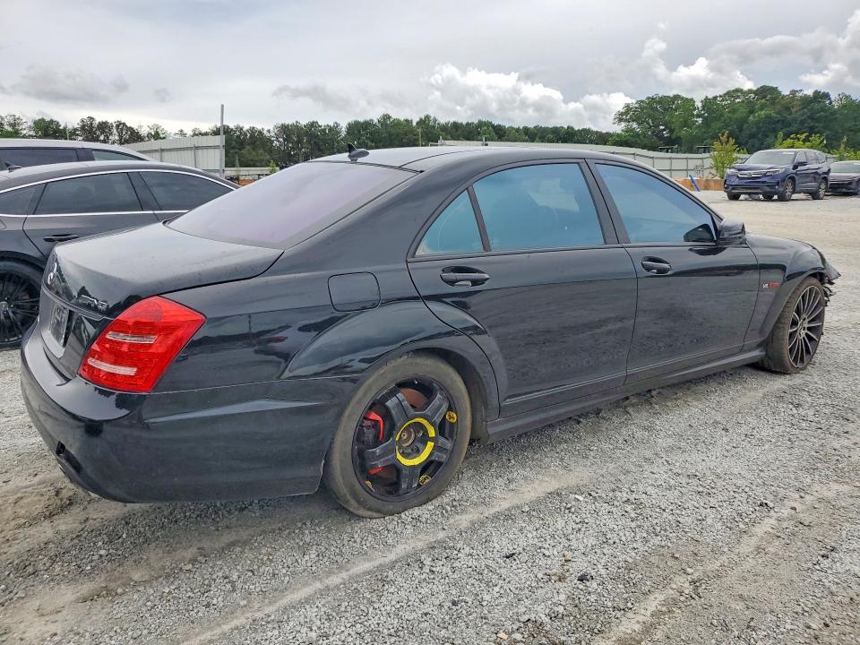 2011 MERCEDES-BENZ S 63 AMG — Фото 3 из 12