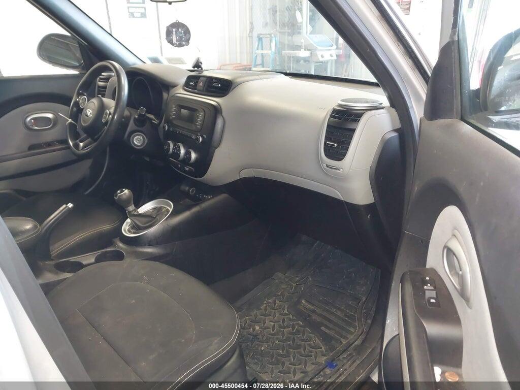 KNDJP3A59E7705762 2014 KIA SOUL photo no. 5