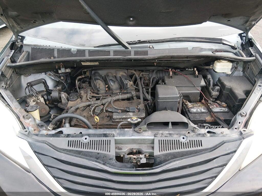 5TDZK3DC7DS326484 2013 TOYOTA SIENNA photo no. 10