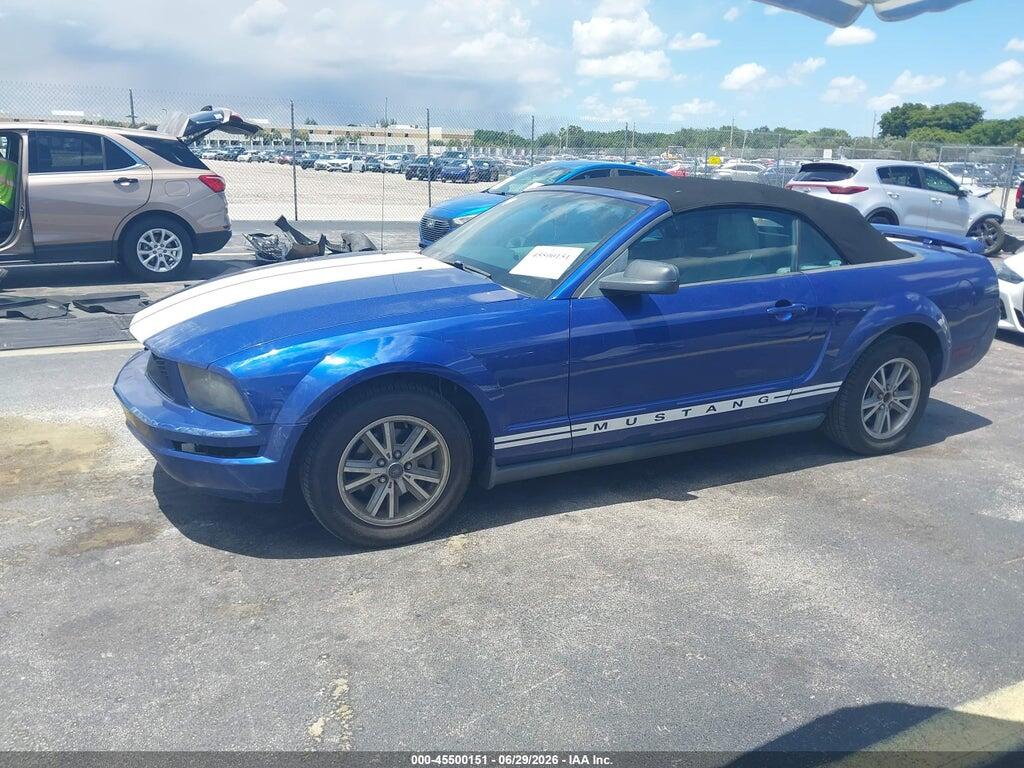 1ZVFT84N955199241 2005 FORD MUSTANG photo no. 2