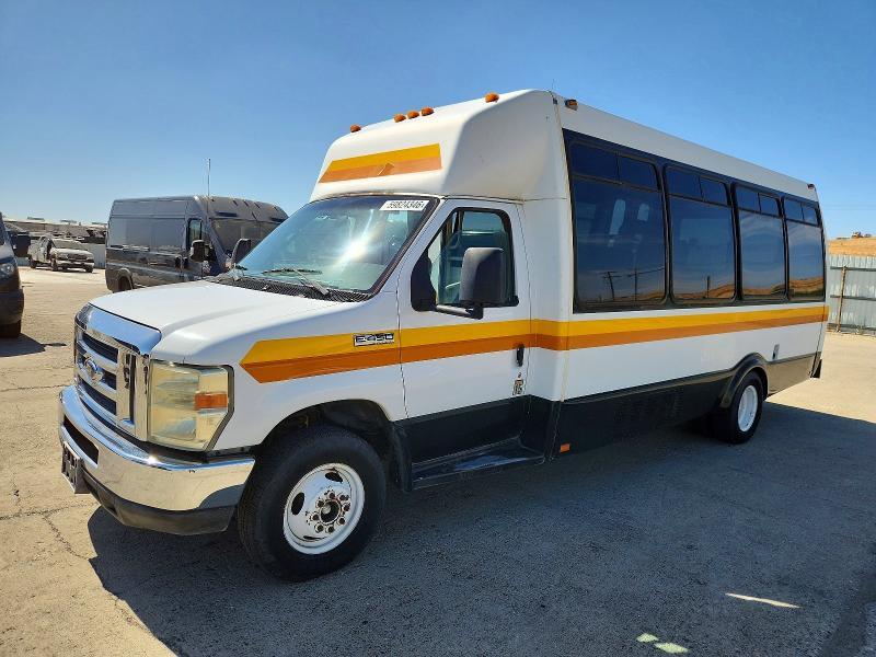 2008 FORD ECONOLINE E450 SUPER DUTY CUTAWAY VAN — Фото 2 из 10