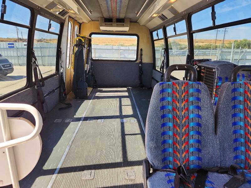 2008 FORD ECONOLINE E450 SUPER DUTY CUTAWAY VAN — Фото 6 из 10