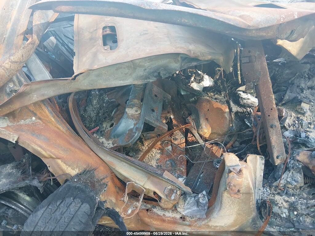 1GNDS13S142339687 2004 CHEVROLET TRAILBLAZER photo no. 8