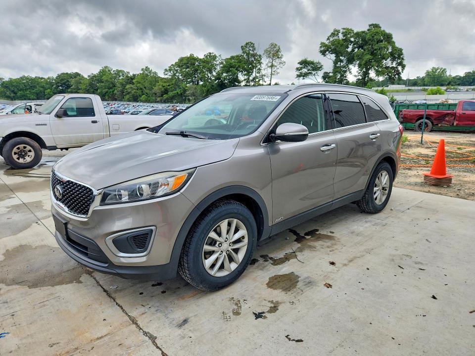 2016 KIA SORENTO LX