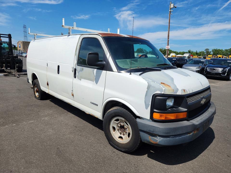2004 CHEVROLET EXPRESS G3500 — Фото 4 из 13