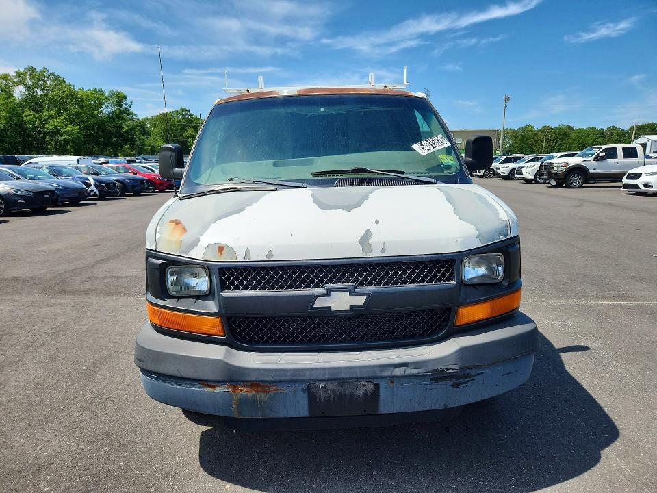 2004 CHEVROLET EXPRESS G3500 — Фото 5 из 13