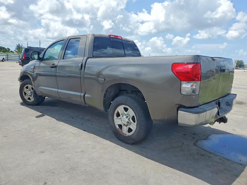 2008 TOYOTA TUNDRA SR5 — Фото 2 из 13