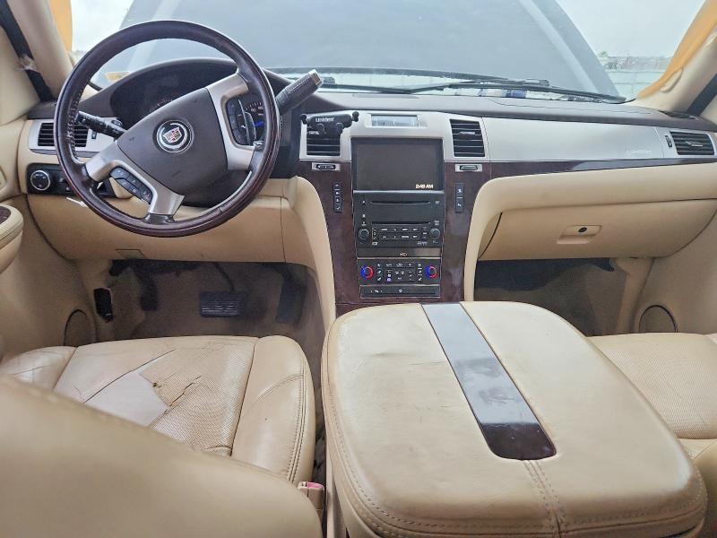 2007 CADILLAC ESCALADE LUXURY — Фото 8 из 13