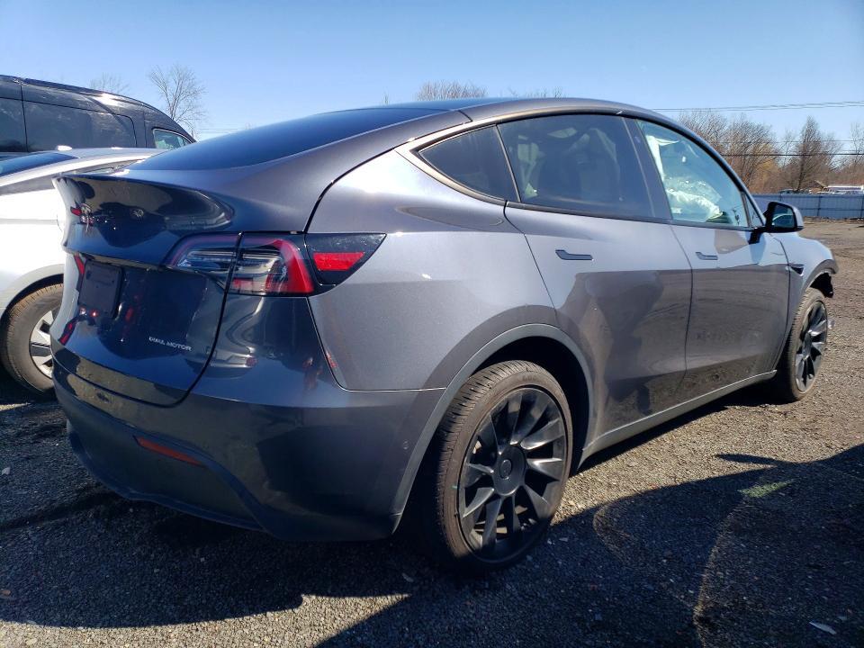 2020 TESLA MODEL Y — Фото 3 из 13