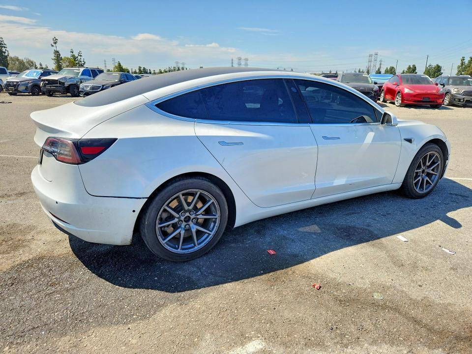 5YJ3E1EA5LF669876 2020 TESLA MODEL 3 photo no. 3