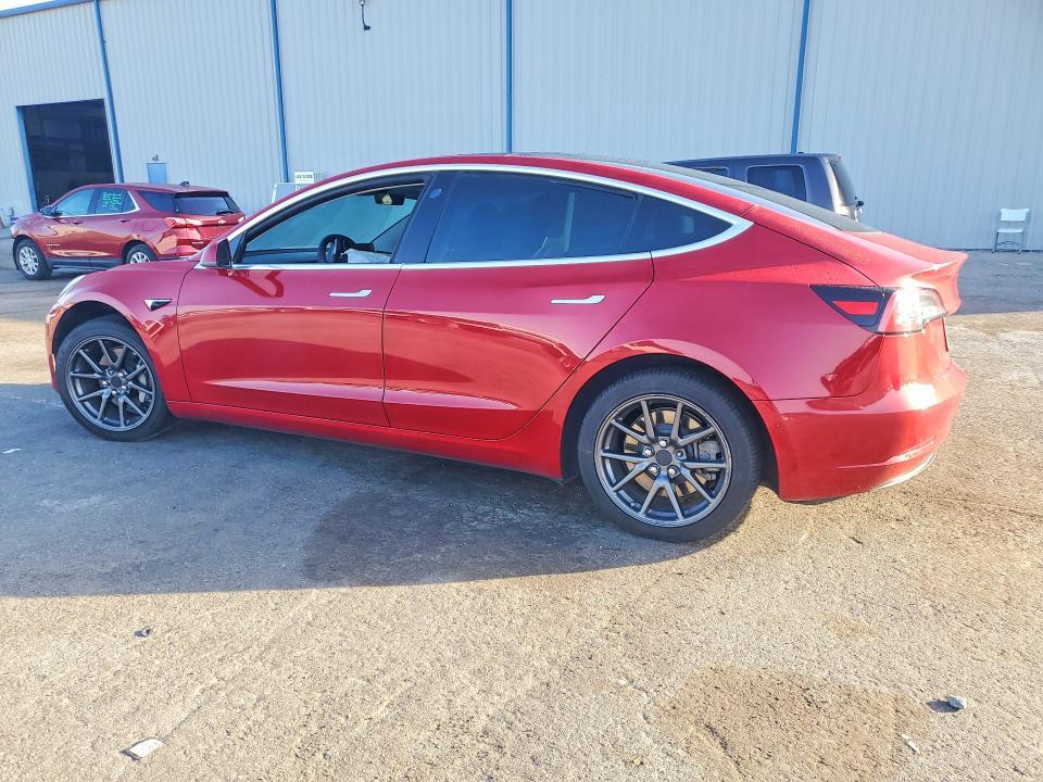 2020 TESLA MODEL 3 — Фото 2 из 12