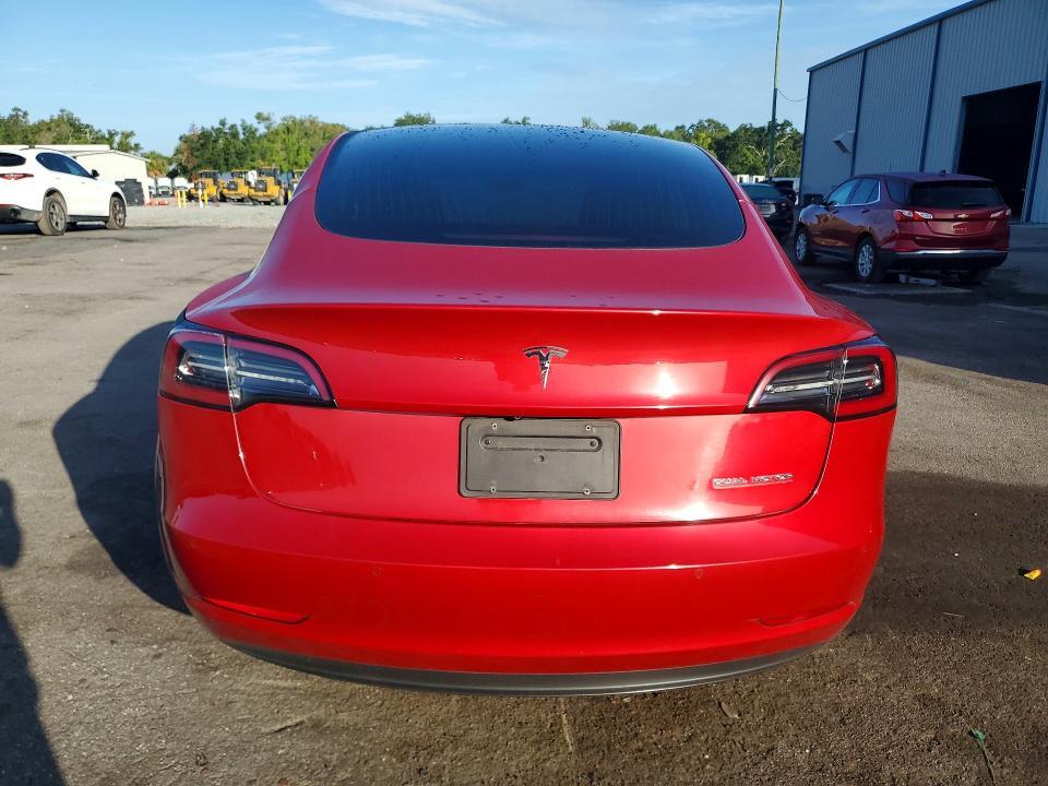 2020 TESLA MODEL 3 — Фото 6 из 12