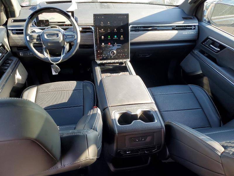 2025 GMC SIERRA DENALI — Фото 8 из 13