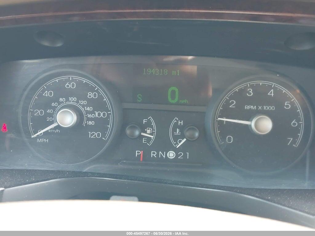 2LNBL8CV9BX751717 2011 LINCOLN TOWN CAR photo no. 7