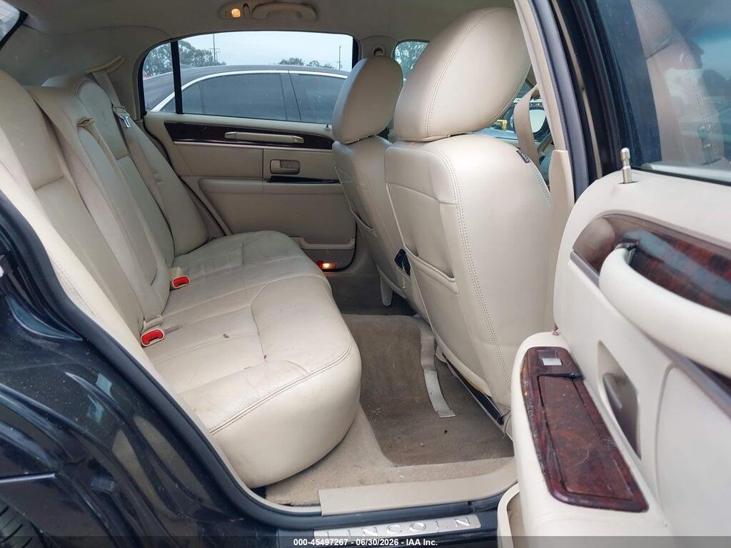 2LNBL8CV9BX751717 2011 LINCOLN TOWN CAR photo no. 8