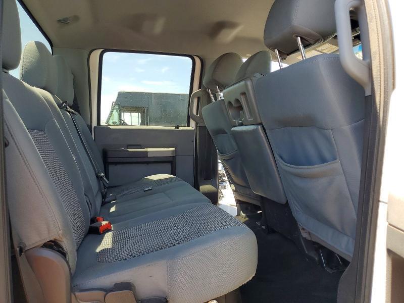 1FT8W3BT4GED14161 2016 FORD F350 photo no. 10