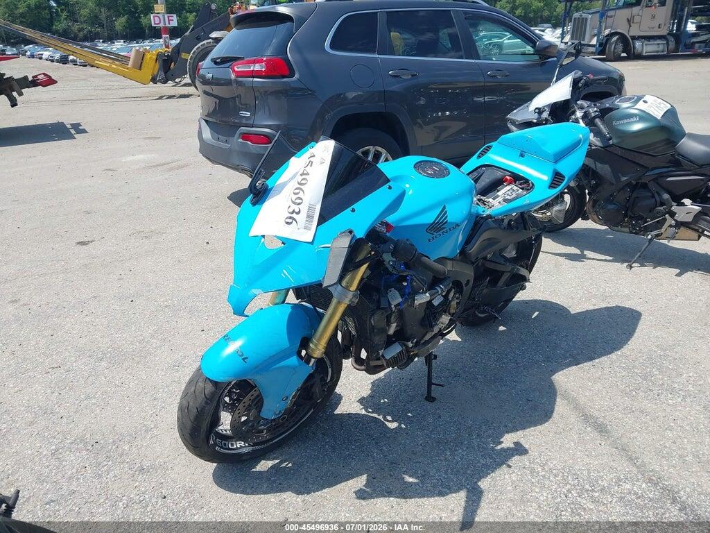 JH2PC37043M000908 2003 HONDA CBR600 photo no. 2