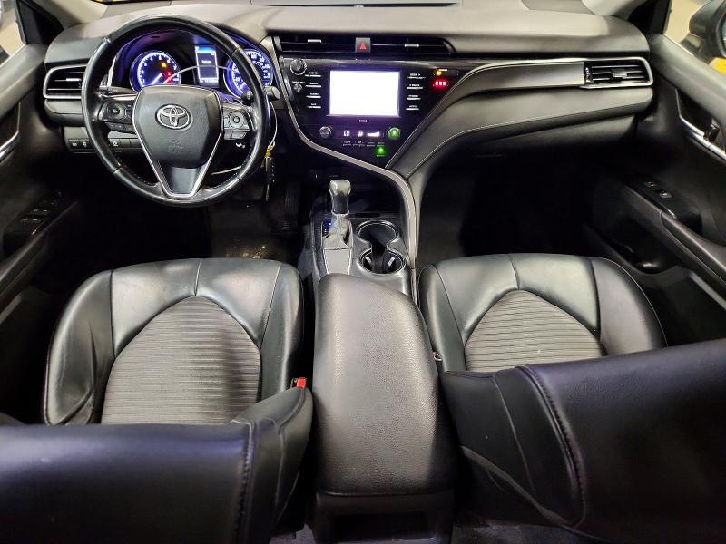 2020 TOYOTA CAMRY SE — Фото 8 из 12