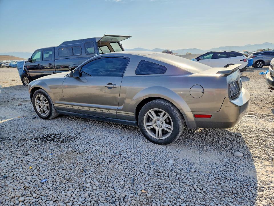 2005 FORD MUSTANG — Фото 2 из 13