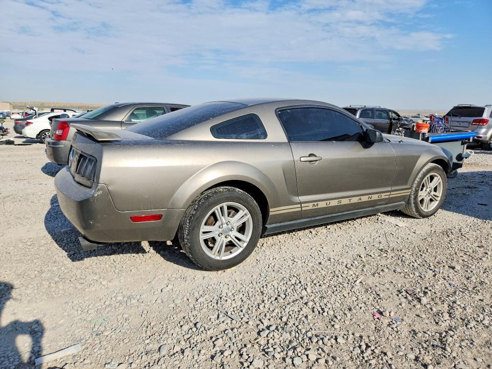 2005 FORD MUSTANG — Фото 3 из 13