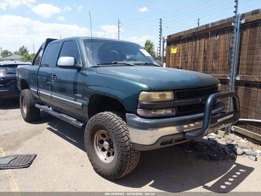 2GCEC19V821236811 2002 CHEVROLET SILVERADO 1500 photo no. 1