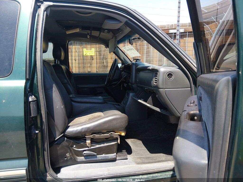 2GCEC19V821236811 2002 CHEVROLET SILVERADO 1500 photo no. 5