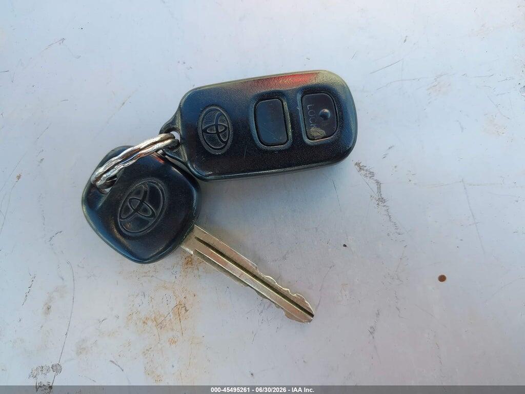 JTEGF21A320028924 2002 TOYOTA HIGHLANDER photo no. 11